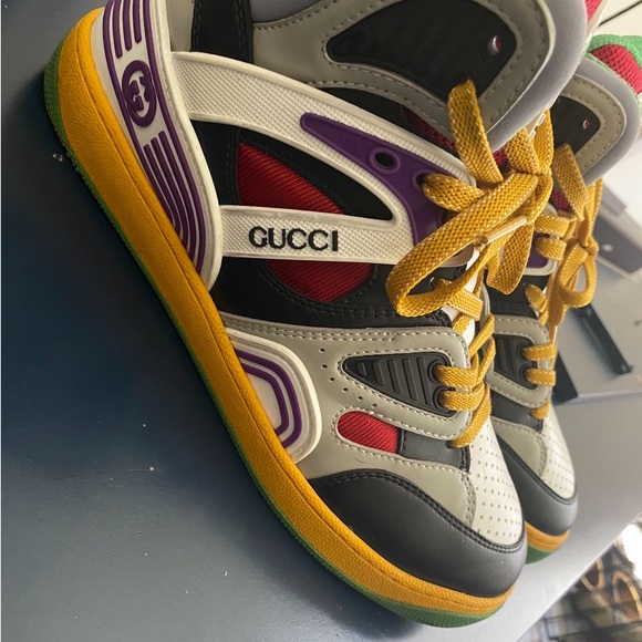 Pre Owned
Come with Box - Picture 1 of 10